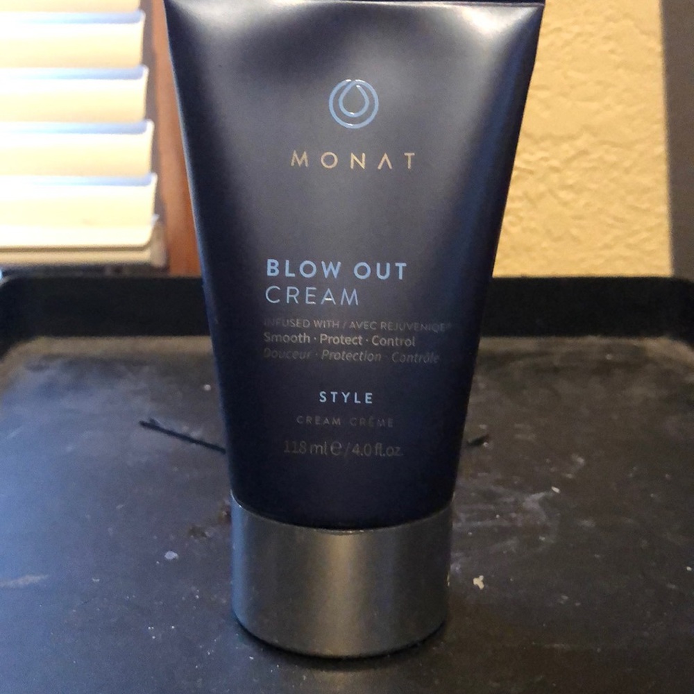 Monat Blow Dry Cream